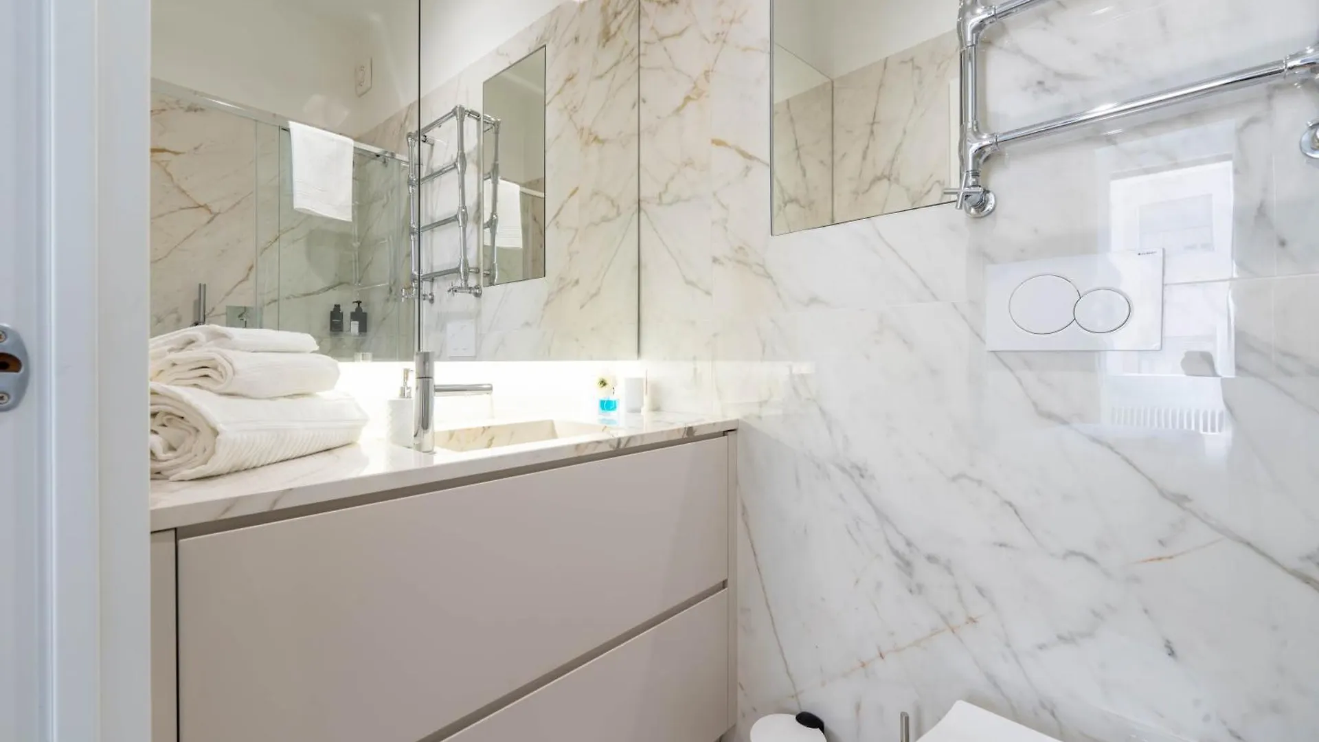 Duomo Prestige Apartman Milánó